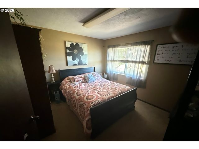 5321 Se WELCH Rd, Gresham, OR 97080