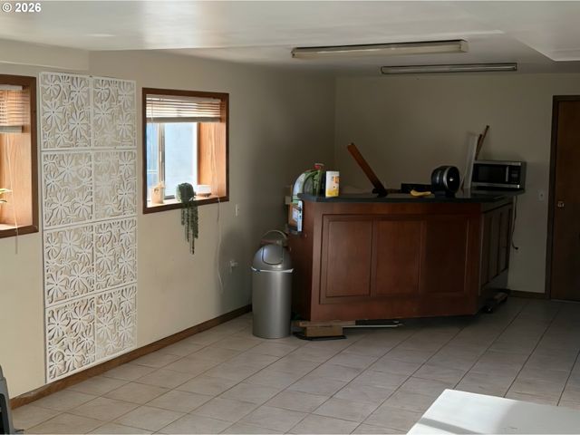5321 Se WELCH Rd, Gresham, OR 97080