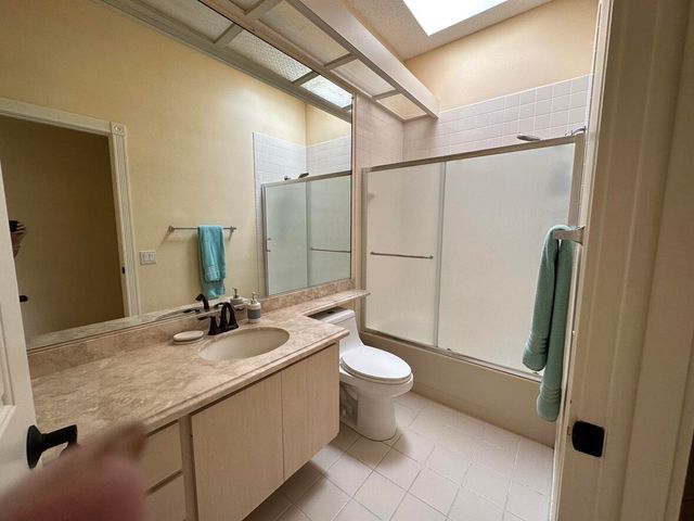 7461 SE Autumn Lane, Hobe Sound, FL 33455