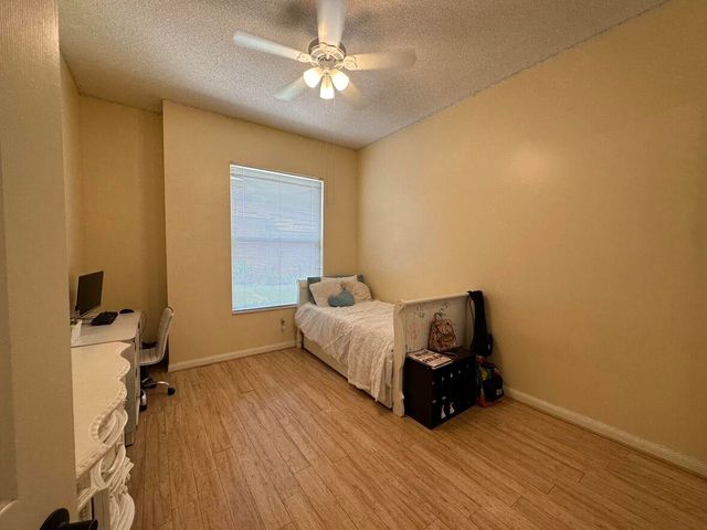 7461 SE Autumn Lane, Hobe Sound, FL 33455