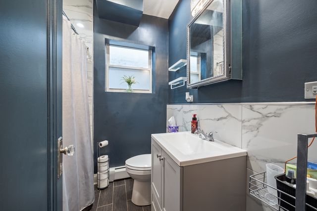 3723 Home Avenue, Berwyn, IL 60402