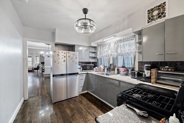 3723 Home Avenue, Berwyn, IL 60402