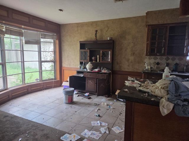 6911 Oak Bough Drive, Houston, TX 77088