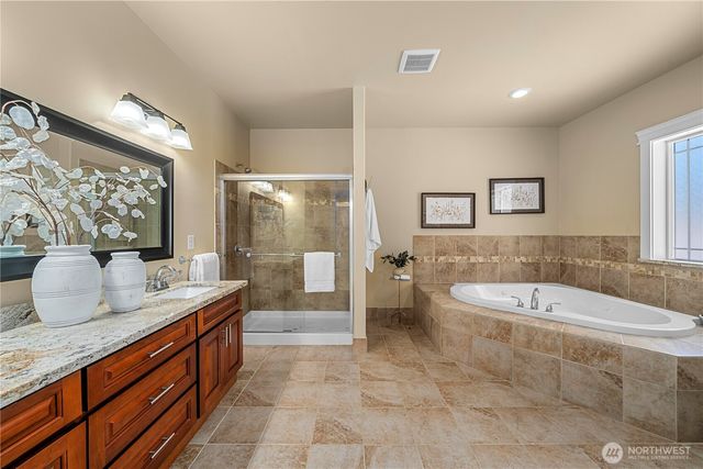 3139 Oas Drive W, University Place, WA 98466