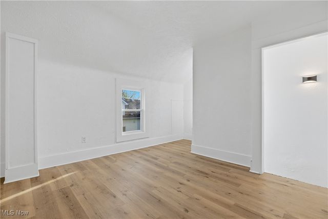 207 W 13th Street, Lorain, OH 44052