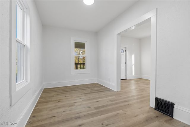 207 W 13th Street, Lorain, OH 44052