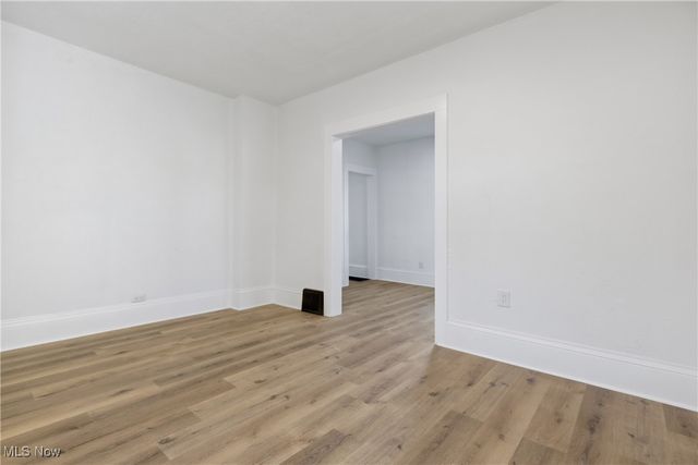 207 W 13th Street, Lorain, OH 44052