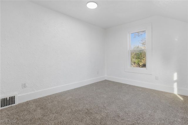 207 W 13th Street, Lorain, OH 44052