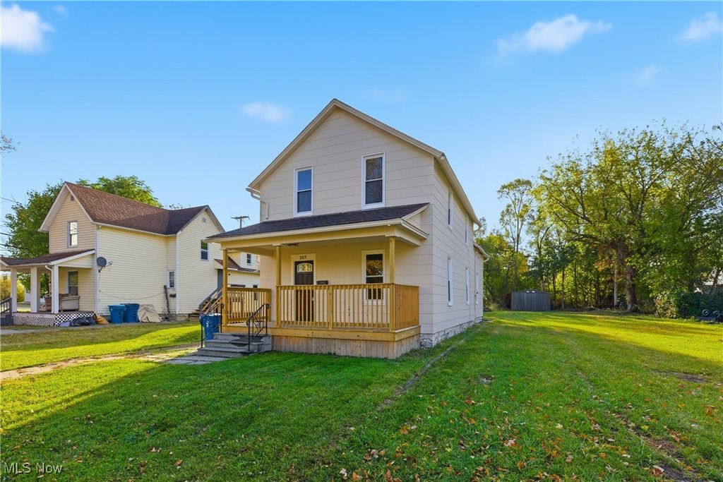 207 W 13th Street, Lorain, OH 44052