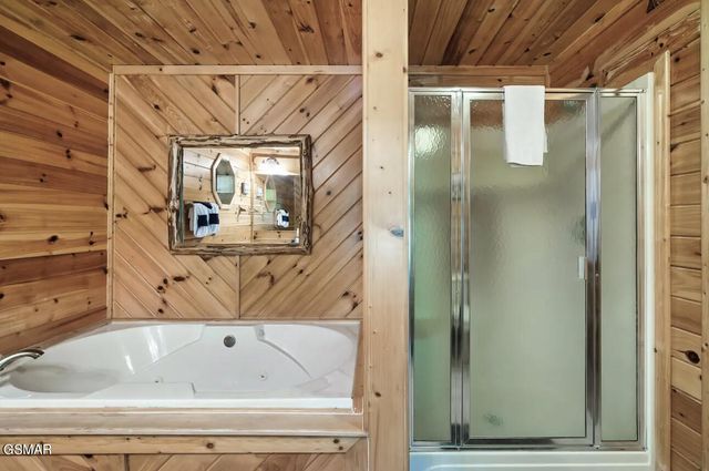 3152 Hatcher Top Road, Sevierville, TN 37862