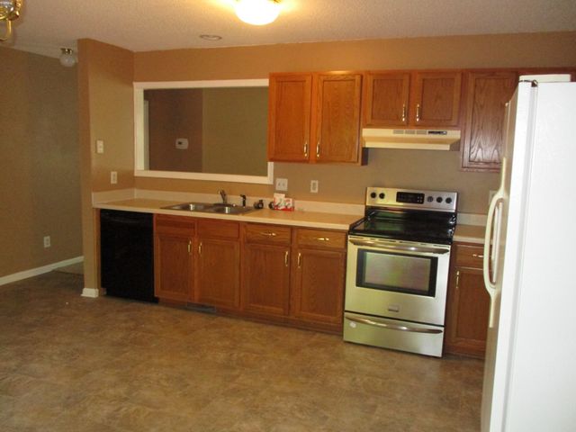 3169 Buckhorn Ct, Clarksville, TN 37043