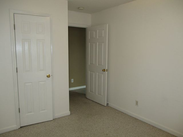 3169 Buckhorn Ct, Clarksville, TN 37043