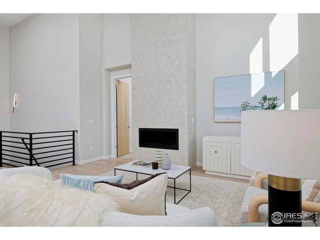 2286 Star Hill St, Longmont, CO 80503