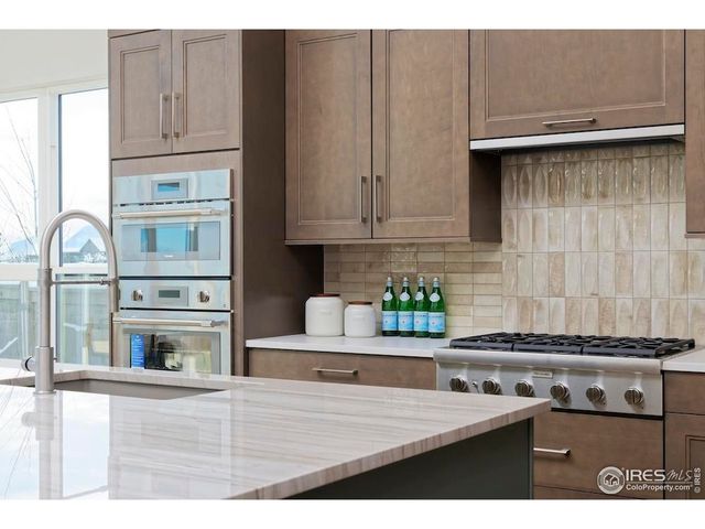 2286 Star Hill St, Longmont, CO 80503