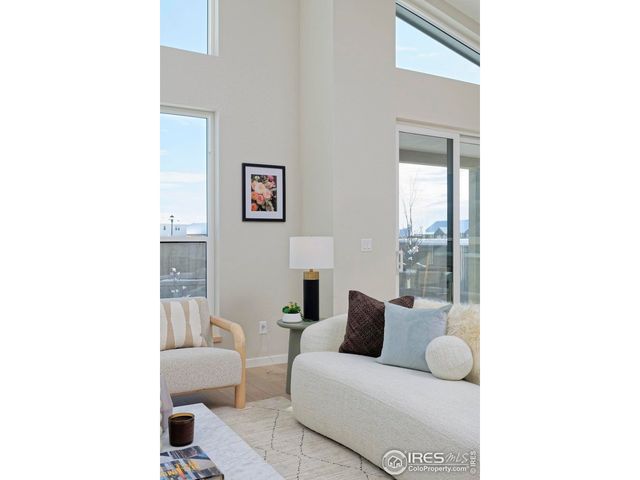 2286 Star Hill St, Longmont, CO 80503