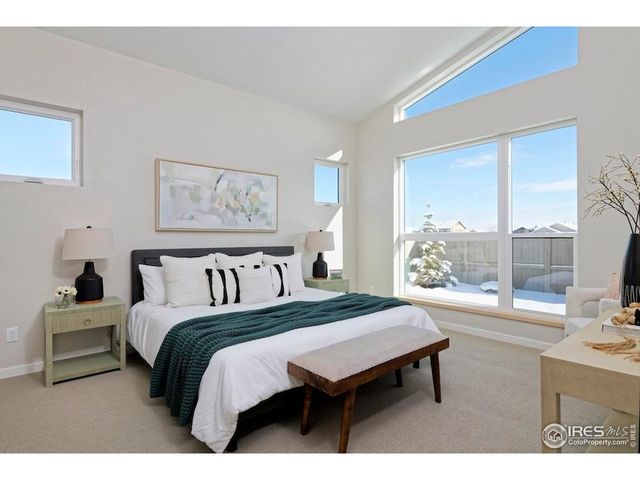 2286 Star Hill St, Longmont, CO 80503