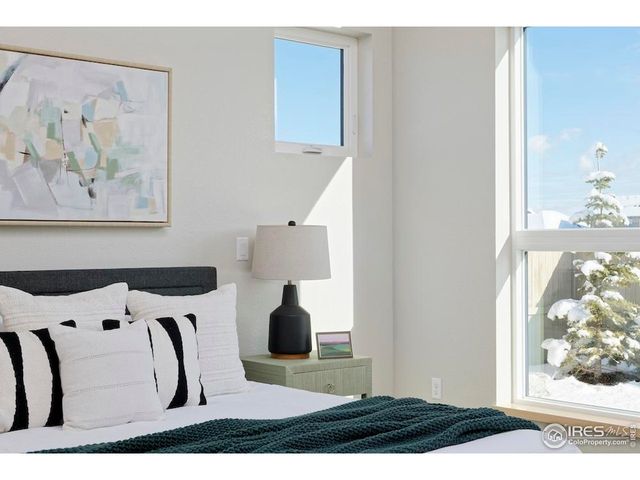 2286 Star Hill St, Longmont, CO 80503