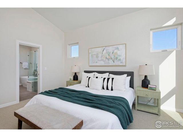 2286 Star Hill St, Longmont, CO 80503