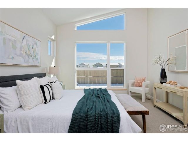 2286 Star Hill St, Longmont, CO 80503