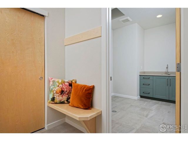 2286 Star Hill St, Longmont, CO 80503