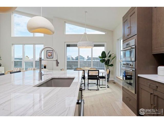 2286 Star Hill St, Longmont, CO 80503