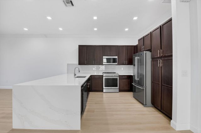 10562 Cape Delabra Court, Boynton Beach, FL 33473