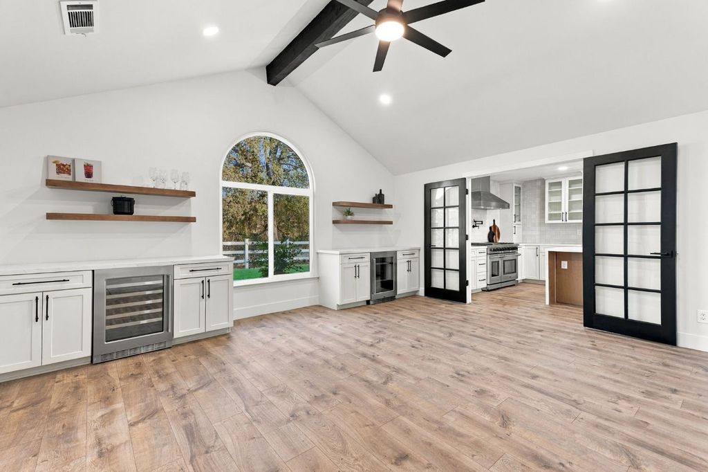 Image 17 of property listing at 26882 Road 400, Madera, CA 93636