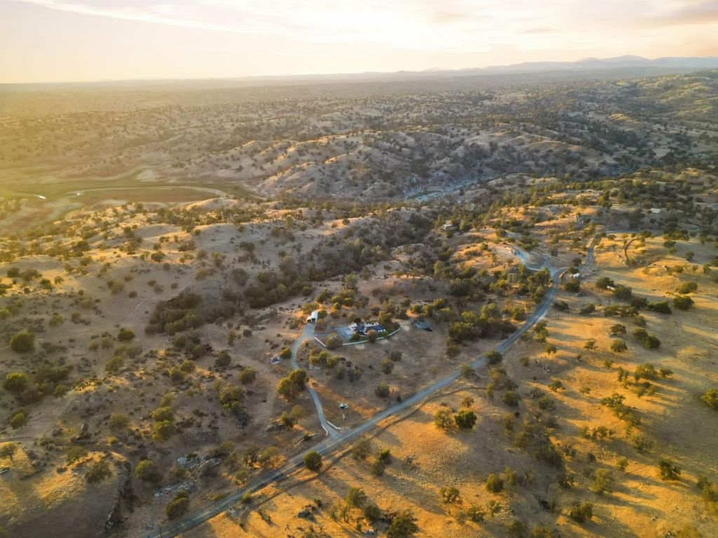 Image 50 of property listing at 26882 Road 400, Madera, CA 93636