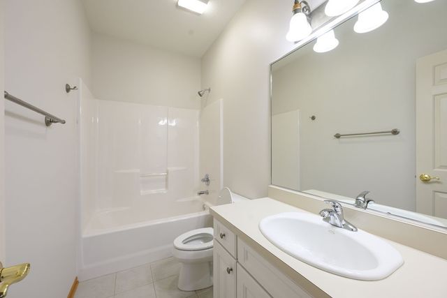 1815 SE Hickory Circle, Waukee, IA 50263