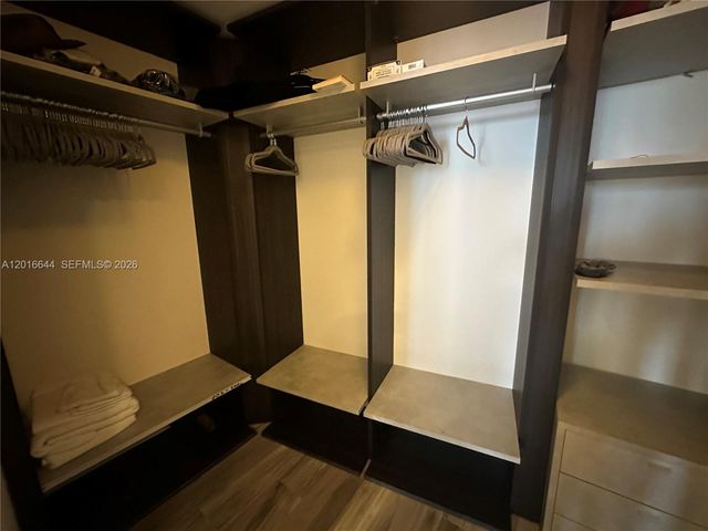 801 S Miami Ave 2001, Miami, FL 33130