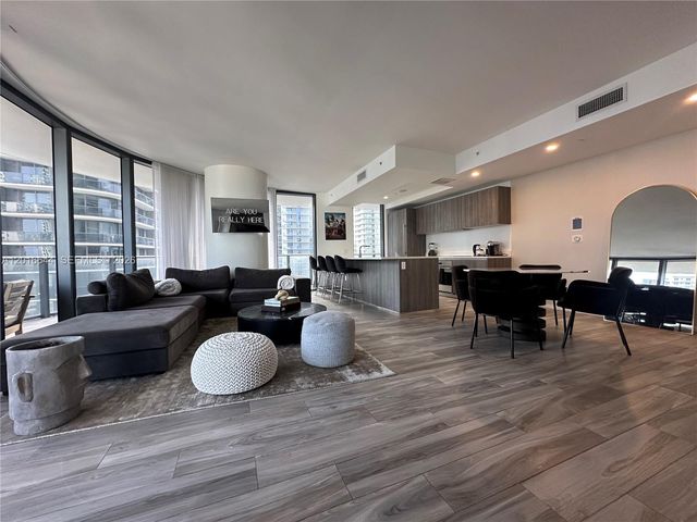 801 S Miami Ave 2001, Miami, FL 33130