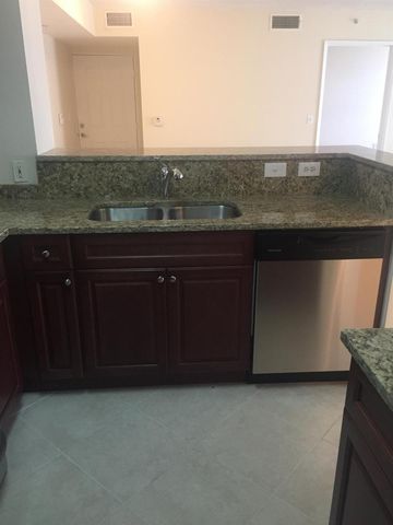 7912 SONOMA SPRINGS Circle 107, Lake Worth, FL 33463