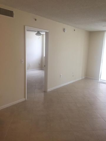 7912 SONOMA SPRINGS Circle 107, Lake Worth, FL 33463