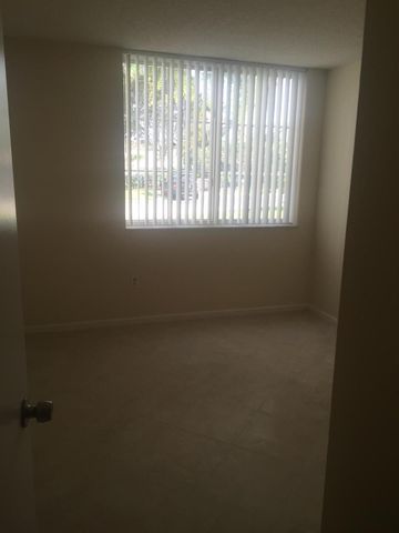 7912 SONOMA SPRINGS Circle 107, Lake Worth, FL 33463