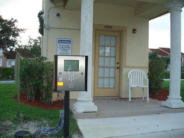 7912 SONOMA SPRINGS Circle 107, Lake Worth, FL 33463