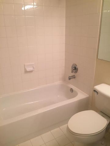 7912 SONOMA SPRINGS Circle 107, Lake Worth, FL 33463