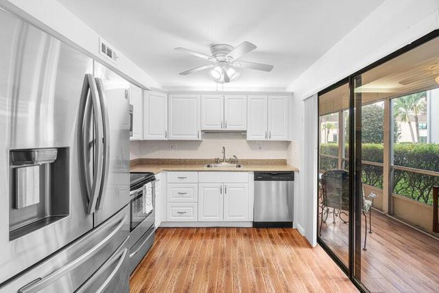 6 Capri A, Delray Beach, FL 33484