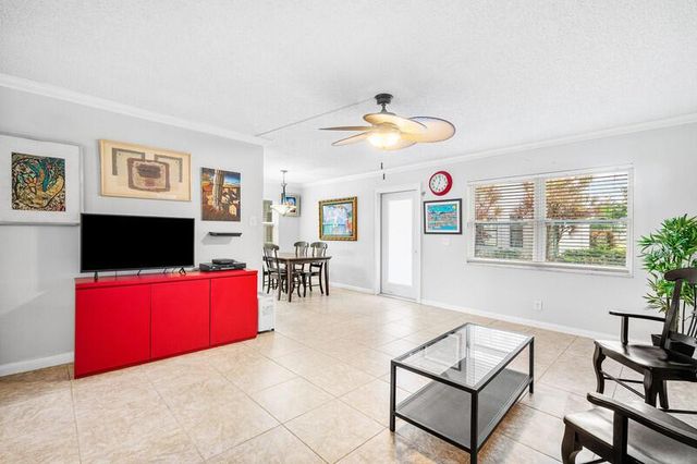 6 Capri A, Delray Beach, FL 33484