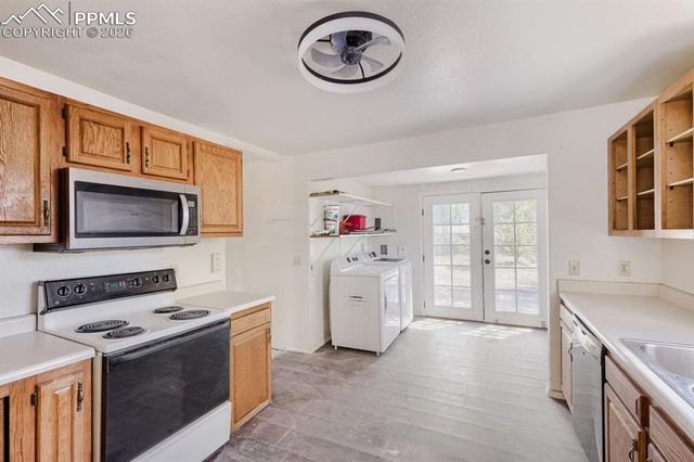 2711 E Monument Street, Colorado Springs, CO 80909