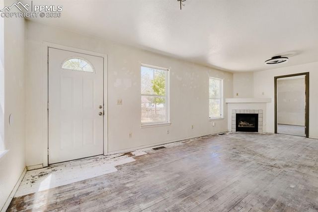 2711 E Monument Street, Colorado Springs, CO 80909