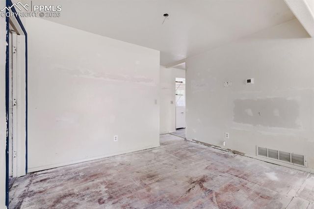 2711 E Monument Street, Colorado Springs, CO 80909