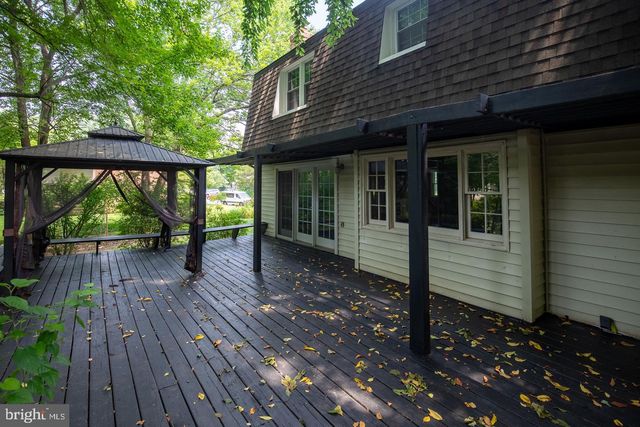 4836 GAINSBOROUGH DR, Fairfax, VA 22032