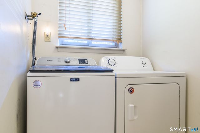 23 Happy Hollow Circle C, Stratford, CT 06614