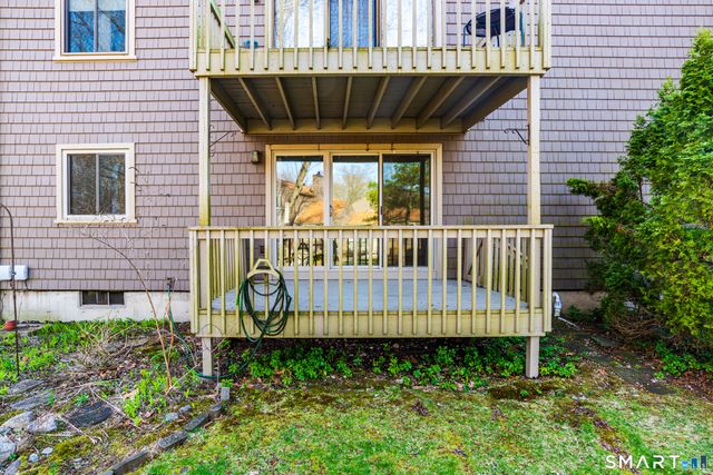 23 Happy Hollow Circle C, Stratford, CT 06614