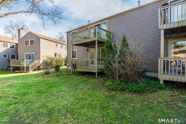 23 Happy Hollow Circle C, Stratford, CT 06614