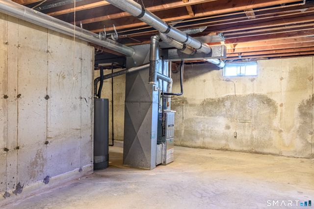 23 Happy Hollow Circle C, Stratford, CT 06614