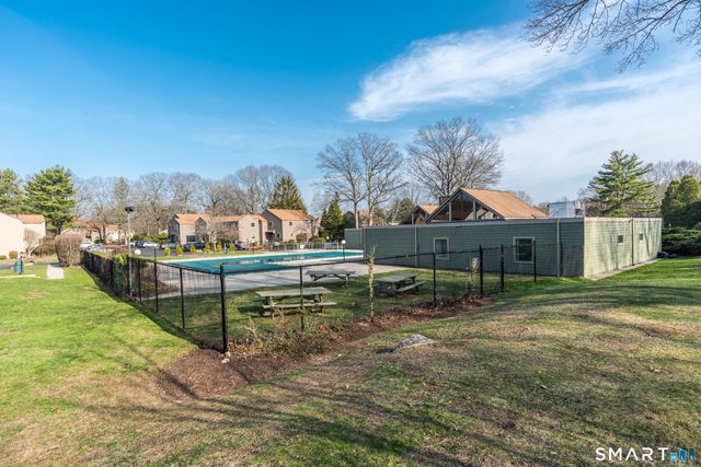 23 Happy Hollow Circle C, Stratford, CT 06614