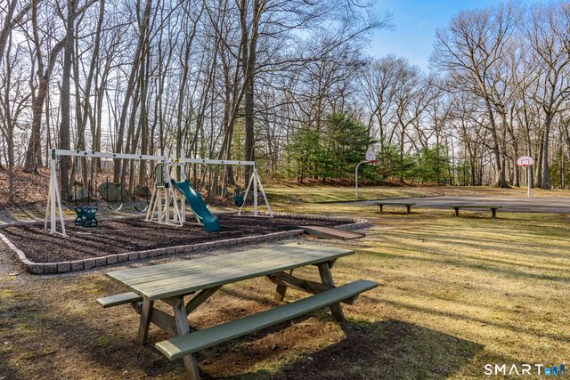 23 Happy Hollow Circle C, Stratford, CT 06614