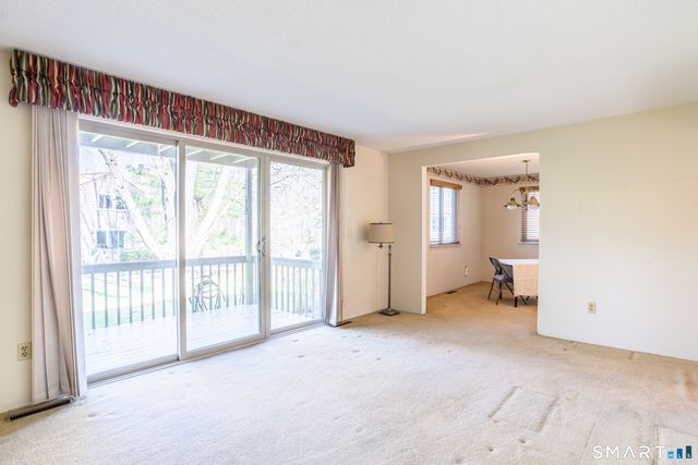 23 Happy Hollow Circle C, Stratford, CT 06614