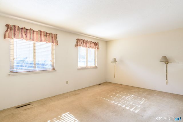 23 Happy Hollow Circle C, Stratford, CT 06614